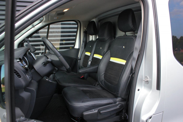 Opel Vivaro 1.6 CDTI L2H1 146PK Sport EcoFlex IRMSCHER 113/200 SPECIAL EDITION / FULL BLACK / NIEUWSTAAT / 60DKM / LEDER / CAMERA