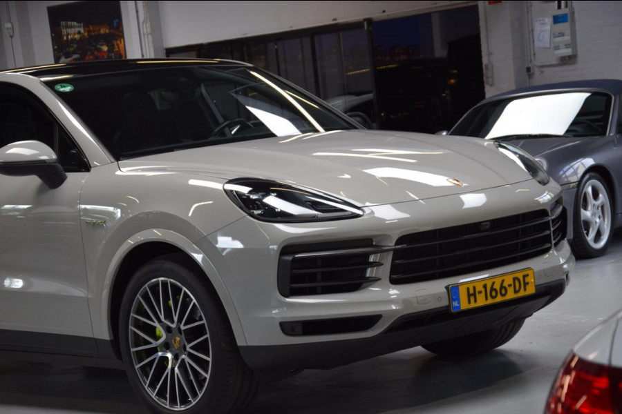 Porsche Cayenne Coupé 3.0 E-Hybrid |Panoramadak|Org.NL|1e Eig.|Nwp.130000