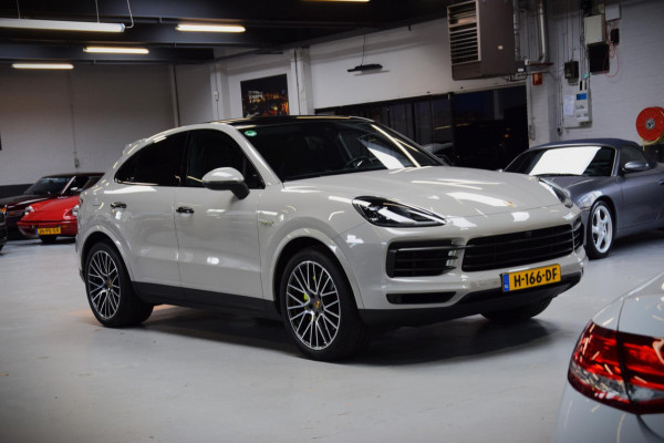 Porsche Cayenne Coupé 3.0 E-Hybrid |Panoramadak|Org.NL|1e Eig.|Nwp.130000