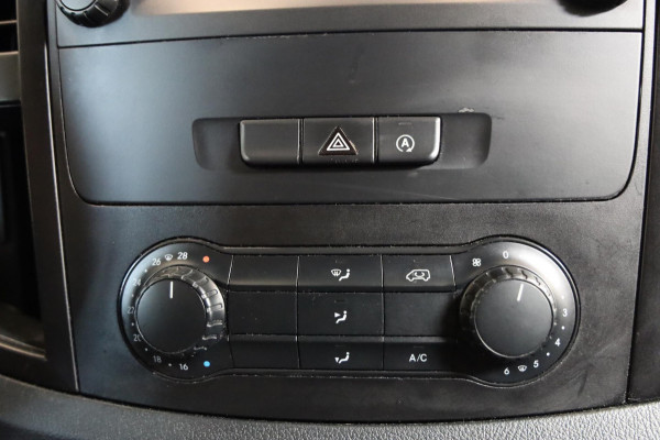 Mercedes-Benz Vito 114 CDI AIRCO NAVI CAMERA CRUISE CONTROL PDC 3 ZITS DUBBELE ACHTERDEUREN LEASE V/A €169 INRUIL MOG