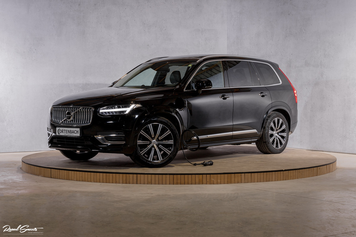 Volvo XC90 2.0 T8 Recharge AWD Inscription | Luchtvering | Bowers & Wilkins | Massage |