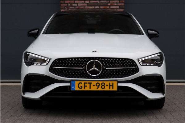 Mercedes-Benz CLA-Klasse Shooting Brake 250 e AMG Line Aut8 | Facelift | Panoramadak | Distronic+ | Memory | Verwarmd Stuuwiel | Leder | HUD | Sfeerverlichting | Augmented Reality | Surround Camera | Keyless Go |