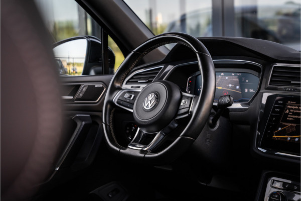 Volkswagen Tiguan Allspace 2.0 TSI 4Motion 7p Highline Business 3x R-Line - Panorama | Leer | 360 Camera | Dyna audio