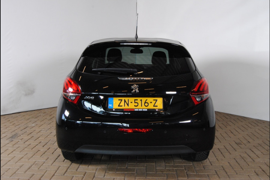 Peugeot 208 || 6 maanden garantie! 1.2 PureT. Signature