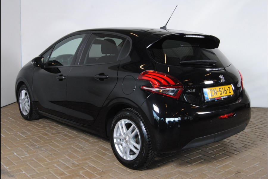 Peugeot 208 || 6 maanden garantie! 1.2 PureT. Signature