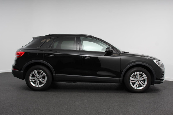 Audi Q3 35 TFSI 150pk S-Tronic Prestige | Navigatie | Adaptive Cruise Control | Lane Assist | Side Assist | Virtual Cockpit | Sportstoelen |