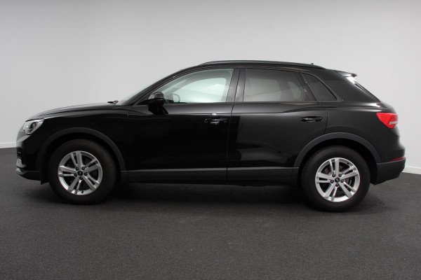 Audi Q3 35 TFSI 150pk S-Tronic Prestige | Navigatie | Adaptive Cruise Control | Lane Assist | Side Assist | Virtual Cockpit | Sportstoelen |