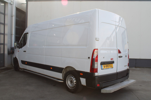 Renault Master T35 2.3 dCi L3H2