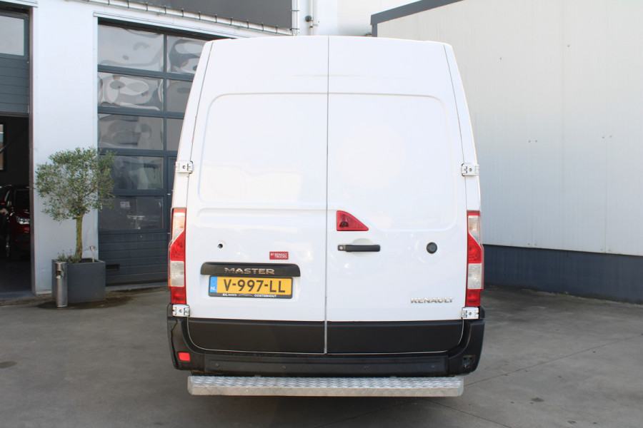 Renault Master T35 2.3 dCi L3H2