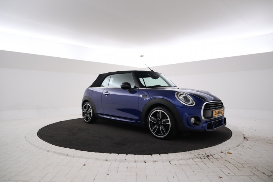 MINI Cabrio 1.5 Cooper Chili JCW John Cooper works pakket, Leer, Vlimate, etc. etc.