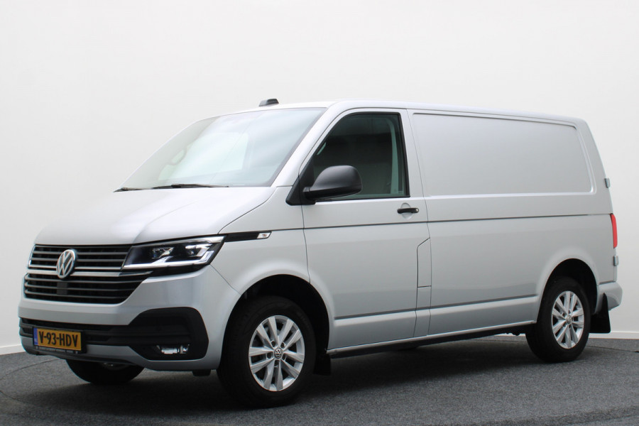 Volkswagen Transporter 2.0 TDI DSG L1H1 Highline 3-Zits, LED, ACC, Leer, Apple CarPlay, Camera, Standkachel, Trekhaak