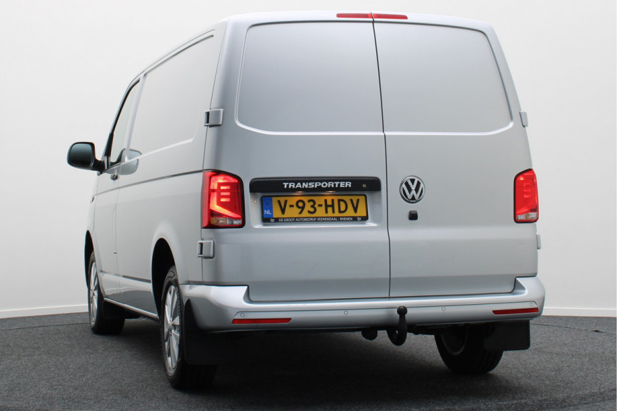 Volkswagen Transporter 2.0 TDI DSG L1H1 Highline 3-Zits, LED, ACC, Leer, Apple CarPlay, Camera, Standkachel, Trekhaak