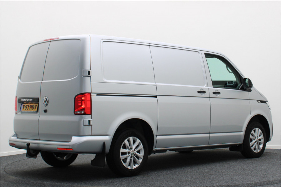 Volkswagen Transporter 2.0 TDI DSG L1H1 Highline 3-Zits, LED, ACC, Leer, Apple CarPlay, Camera, Standkachel, Trekhaak