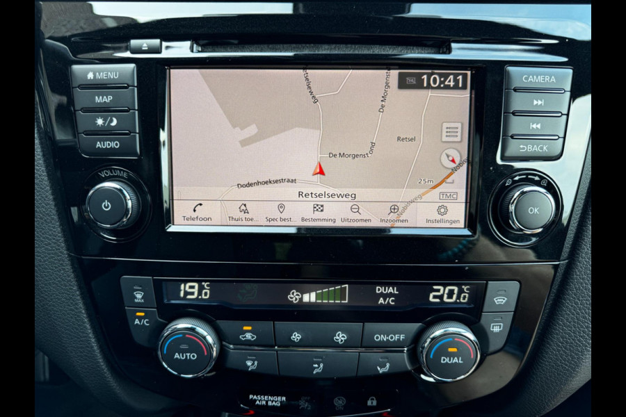 Nissan QASHQAI 1.3 DIG-T Tekna + / 140 PK / Trekhaak / Panoramadak / Navigatie + Camera / Leder + Memory / Bose Sound