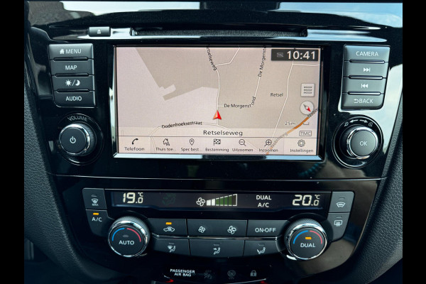 Nissan QASHQAI 1.3 DIG-T Tekna + / 140 PK / Trekhaak / Panoramadak / Navigatie + Camera / Leder + Memory / Bose Sound