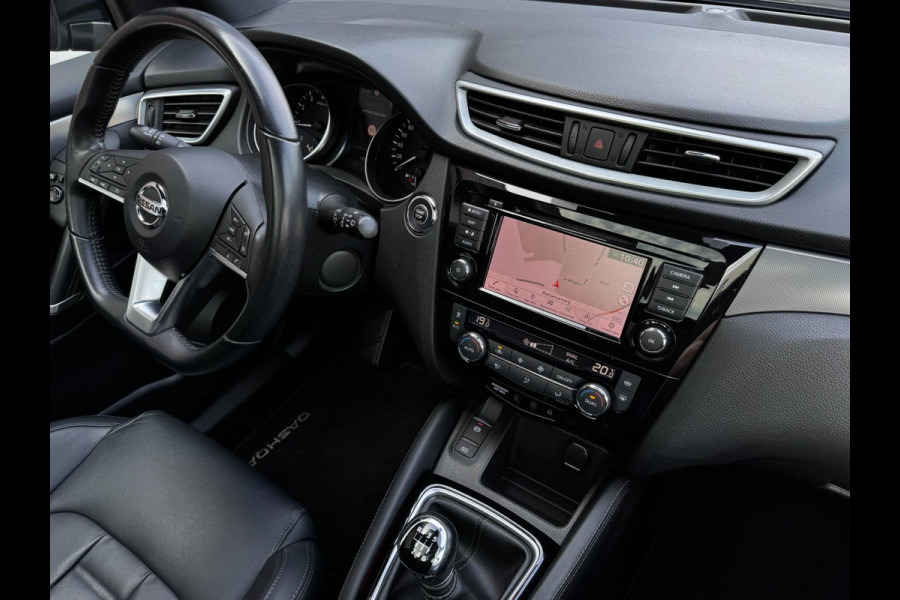 Nissan QASHQAI 1.3 DIG-T Tekna + / 140 PK / Trekhaak / Panoramadak / Navigatie + Camera / Leder + Memory / Bose Sound