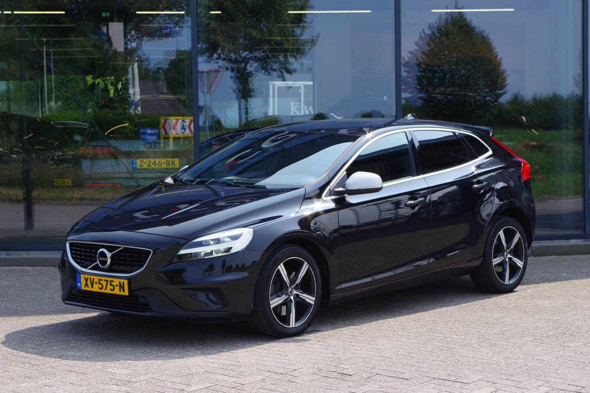 Volvo V40 1.5 T3 153 PK Automaat R-Design Polar+ Sport, Panoramadak, Harman / Kardon, Stoelverwarming, Keyless