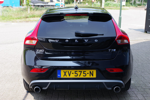 Volvo V40 1.5 T3 153 PK Automaat R-Design Polar+ Sport, Panoramadak, Harman / Kardon, Stoelverwarming, Keyless