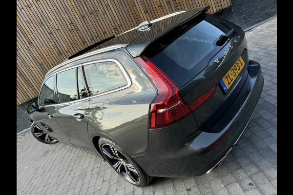 Volvo V60 2.0 T4 Inscription Automaat | Panoramadak | B&W | Trekhaak elektrisch uitklapbaar | Adaptive Cruise | Achteruitrijcamera