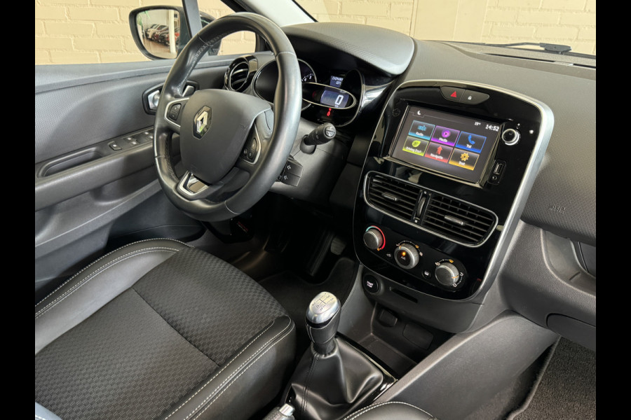 Renault Clio 0.9 TCe Intens, 2018, Navi, Led, Keyless, PDC, 16 inch velgen, cruise control, 100% dealer onderhouden!