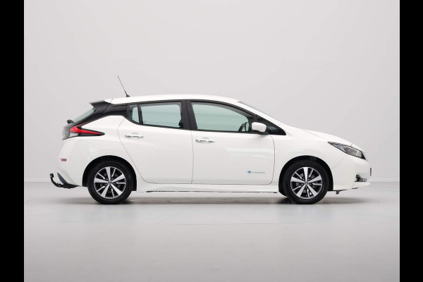 Nissan Leaf Acenta 40 kWh Navigatie Camera Trekhaak Stuurverwarming EX €2000,= subsidie 56