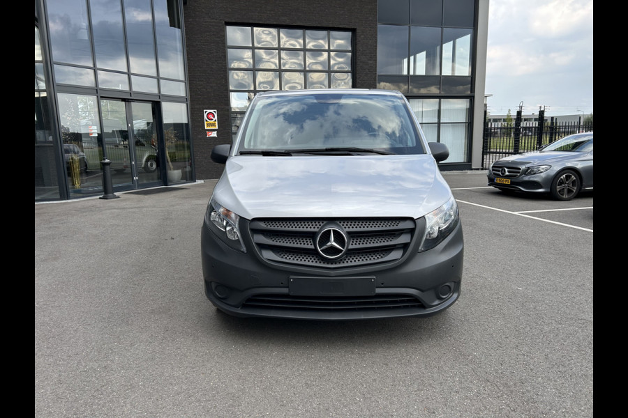 Mercedes-Benz Vito 116 CDI Lang / Automaat / Navigatie / Camera / Parkeersensoren / Cruise control / Airco