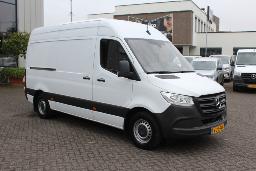 Mercedes-Benz Sprinter 316 CDI L2H2 Geveerde stoel, MBUX met navigatie en camera, Standkachel