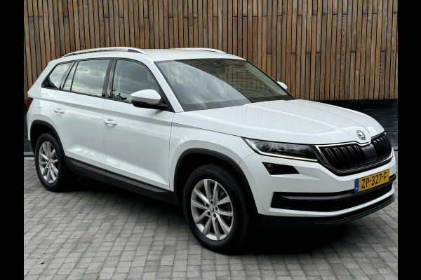 Škoda Kodiaq 1.5 TSI Business Edition DSG 7-persoons | LED | Half leer | Canton Audio | Keyless entry & start | Achteruitrijcamera | Parkeers