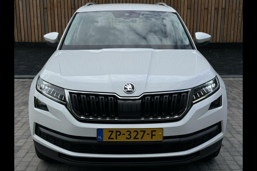 Škoda Kodiaq 1.5 TSI Business Edition DSG 7-persoons | LED | Half leer | Canton Audio | Keyless entry & start | Achteruitrijcamera | Parkeers