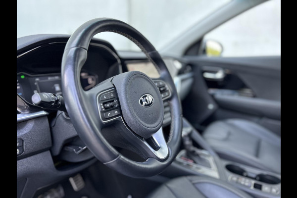 Kia Niro 1.6 GDi Hybrid ExecutiveLine Automaat | JBL | Schuif-/Kanteldak | Leder | BSD | Trekhaak | Camera | Navi | Clima | Key-Less | Apple CarPlay/Android Auto | Stoelverkoeling | PDC | Cruise | LED |