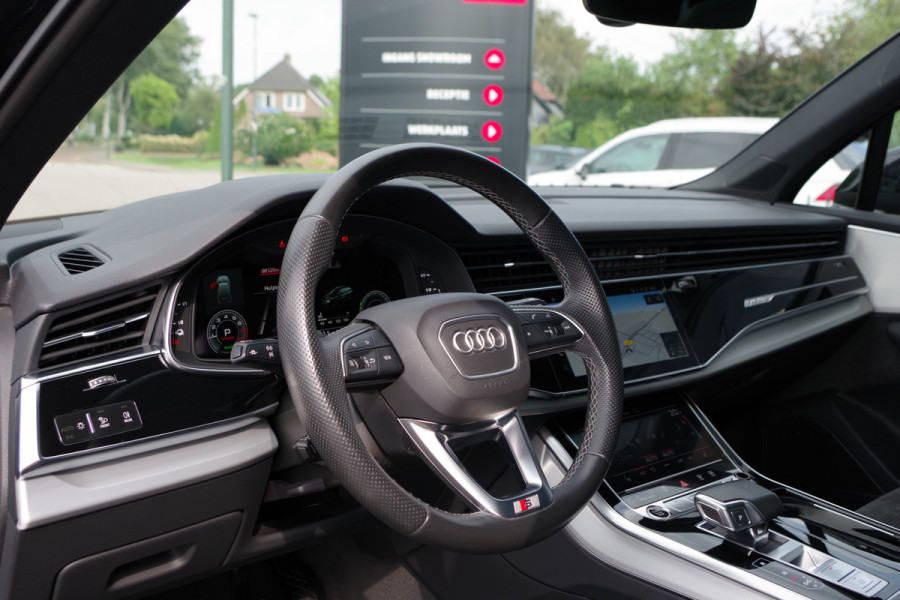 Audi Q7 55 TFSI e 380 PK Quattro Plug-In Hybride S-Line Pro Line, Panoramadak, Elek. Trekhaak, Bang & Olufsen Sound, Tour-Pakket