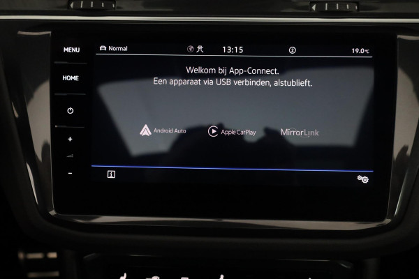 Volkswagen Tiguan 1.4 TSI eHybrid R-Line Business+ 245 pk Automaat (DSG) | Verlengde garantie | Navigatie | Panoramadak | Elektr. trekhaak | Parkeersensoren (Park assist) | Achteruitrijcamera |