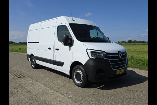 Renault Master T35 2.3 dCi 150 L2 H2 Energy Work Edition - 150 Pk - AUTOMAAT - Euro 6 - Navi - ParkeerCamera