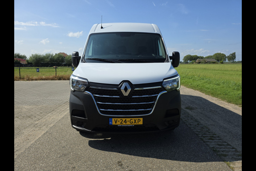 Renault Master T35 2.3 dCi 150 L2 H2 Energy Work Edition - 150 Pk - AUTOMAAT - Euro 6 - Navi - ParkeerCamera