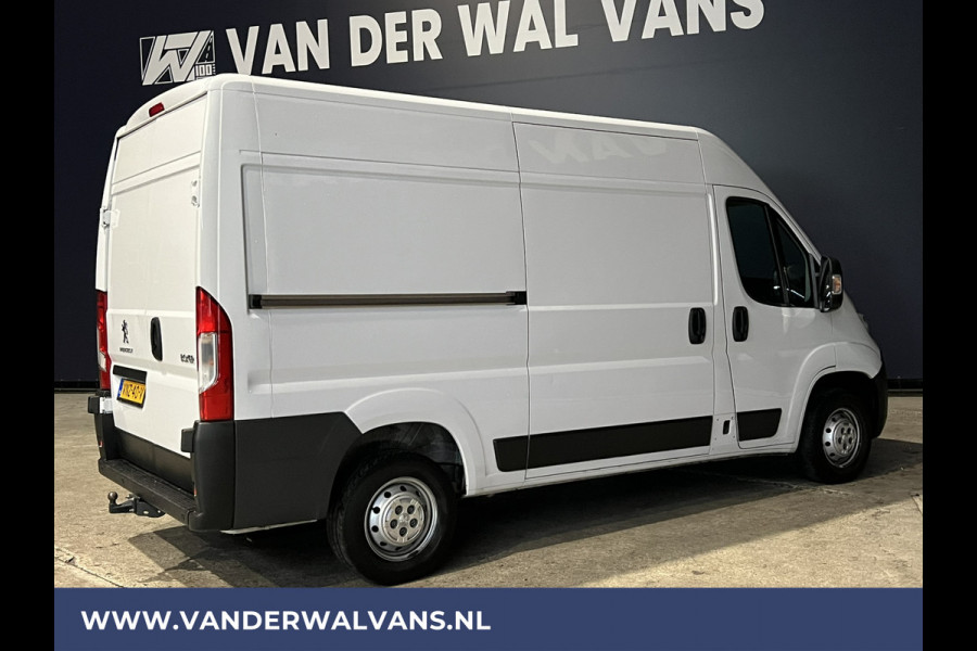 Peugeot Boxer 2.2 BlueHDi 120pk L2H2 Euro6 Airco | Trekhaak | Cruisecontrol | Parkeersensoren bijrijdersbank