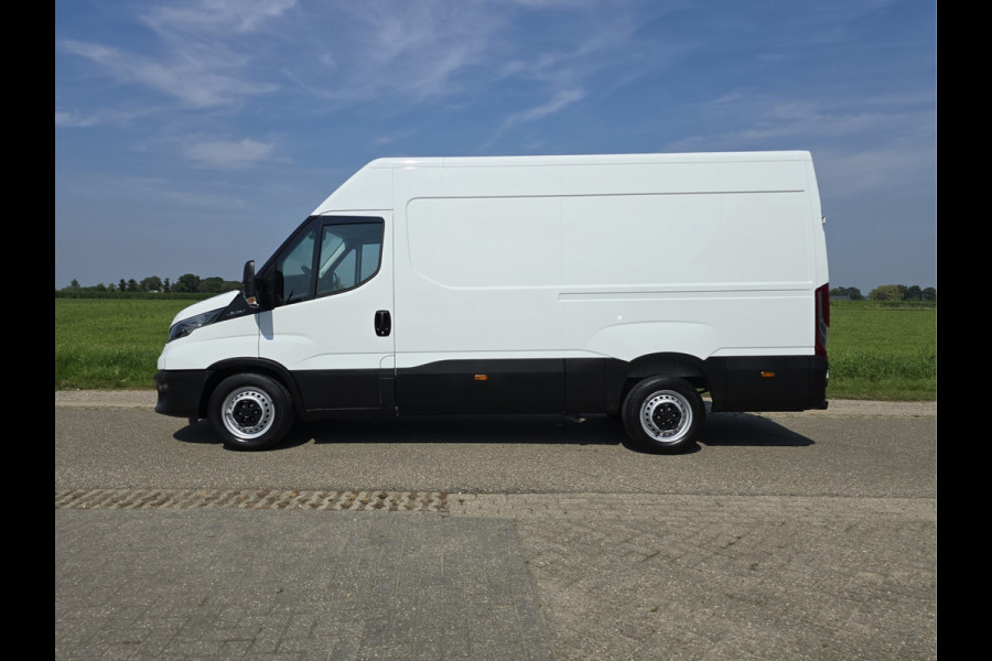 Iveco Daily 35S14V 2.3 352L H2 - 140 Pk - Euro 6 - Climate Control - Cruise Control