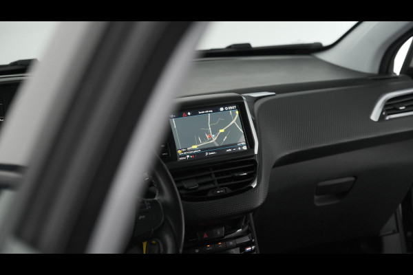 Peugeot 2008 PureTech 82 Signature | Camera | Navigatie | Apple Carplay | Parkeersensoren  |30.000km