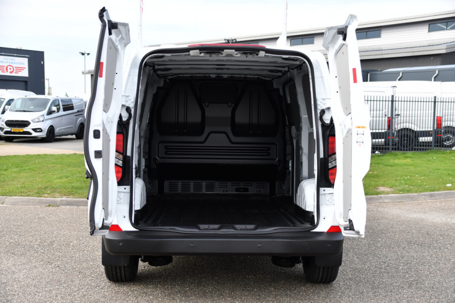 Ford Transit Custom 300 2.0 TDCI L2H1 Black & White Edition Camera, Cruise, Carpay, 136PK, Sensoren, Multimedia, UNIEK!