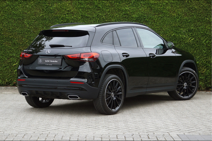 Mercedes-Benz GLA GLA 250 e AMG Line Night | Sfeerverlichting Dodehoek Sound