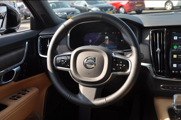 Volvo V90 T6 350PK Automaat Recharge AWD Ultimate Bright / Stoelmassage / Stoelventilatie en verwarming / Luchtvering / 360 Camera / Nappaleder / Head-up display / Apple Carplay / BLIS /