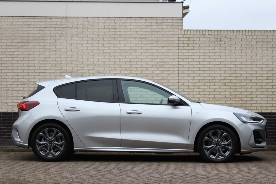 Ford Focus 1.0 EcoBoost Hybrid ST Line | Sync4 | Adaptieve cruise | Winterpack