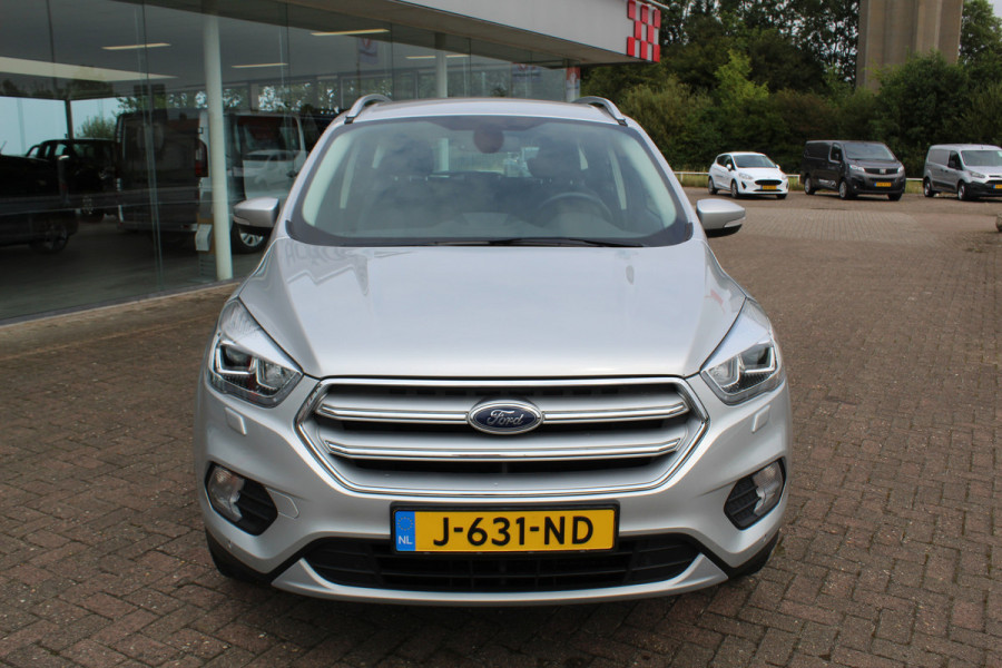 Ford Kuga 1.5 EcoBoost Titanium , 150pk , 2000kg Trekgewicht Climate control , Navigatie , Stoelverwarming , Stuurverwarming Cruise control , Bluetooth , Trekhaak , LED dagrijverlichting