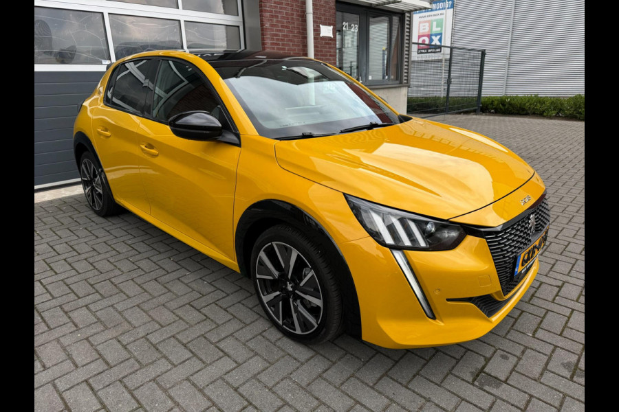 Peugeot 208 1.2 GT-Line LED 3D Cockpit Camera Navi Carplay