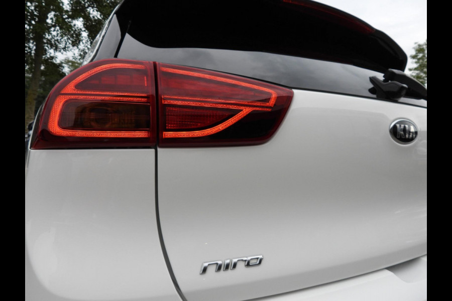 Kia Niro 1.6 GDi PHEV Plug-In DynamicPlusLine NAVI/TREKHAAK/LED/JBL/16"LMV