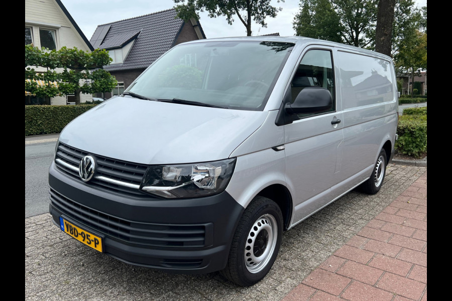 Volkswagen Transporter 2.0 TDI L1H1 Highline NL-AUTO-NAP.