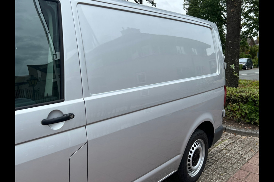 Volkswagen Transporter 2.0 TDI L1H1 Highline NL-AUTO-NAP.