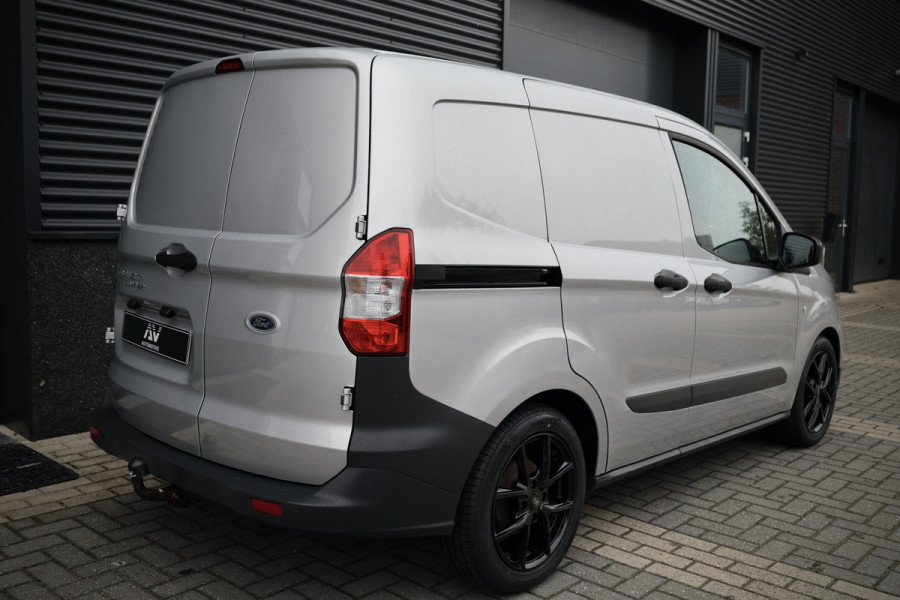 Ford Transit Courier 1.0 Ecoboost 100 PK | BPM VRIJ | Cruise control | Stoelverwarming | Trekhaak | Bluetooth | Airco | MF Stuur | Schuifdeur | Dealer onderhouden | Nieuwe APK | Onderhoudsbeurt