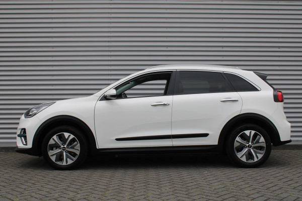 Kia e-Niro DynamicPlusLine 64 kWh | 17" LM | Camera | Cruise | Stoelverwarming | Cruise |