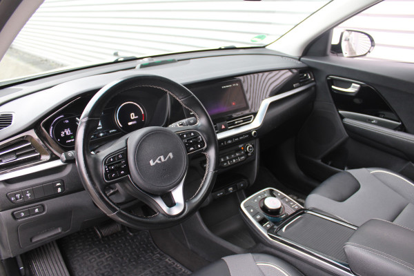 Kia e-Niro DynamicPlusLine 64 kWh | 17" LM | Camera | Cruise | Stoelverwarming | Cruise |