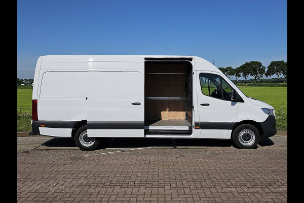 Mercedes-Benz Sprinter 317 1.9 CDI L3H2 RWD Automaat, Airco, Navi, Mbux, Camera